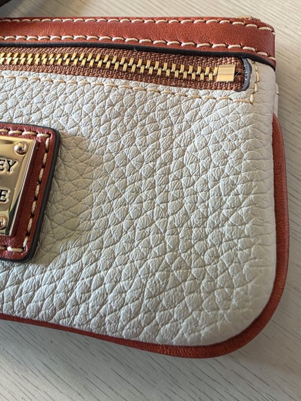 Dooney & Bourke Pebbled Leather Key Pouch Coin Purse Bone Tan NWT Wristlet - Picture 11 of 16